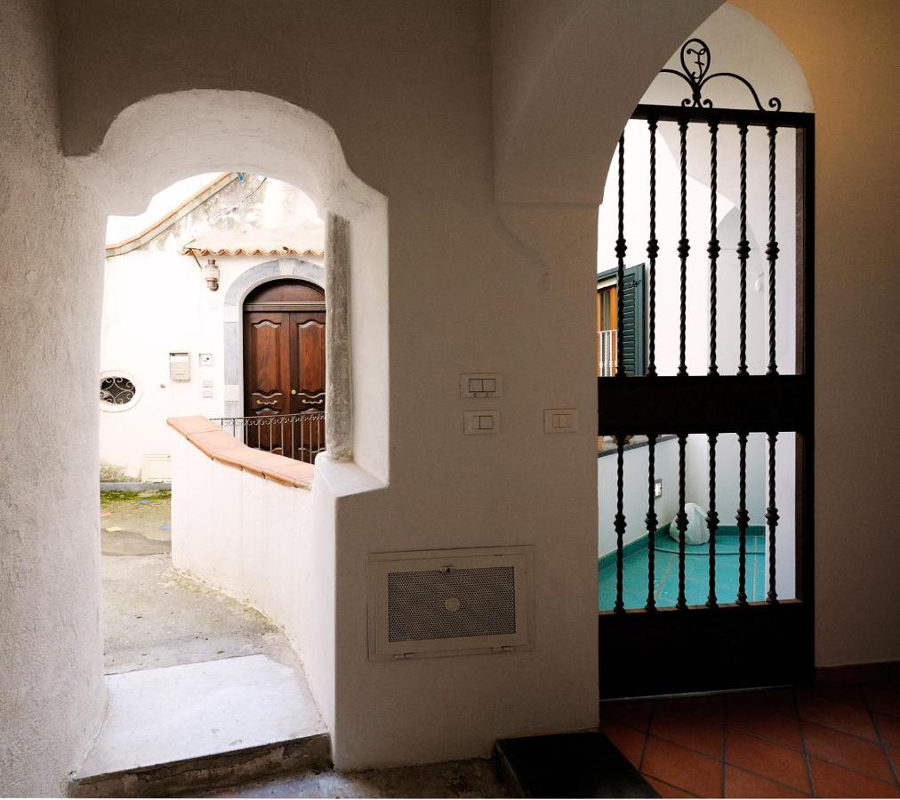 Ferienwohnung Domus Florio Sabbia Amalfi Exterior foto